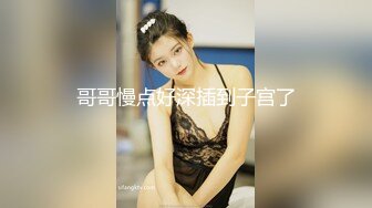 02年小护士和男友吃鸡流出，自拍小视频‘好丑丫，摁，丑嘛’，虽然淘气但还是乖乖吃鸡啦！