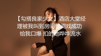 ✿网络吃瓜✿ 抖Y亿万粉丝小杨哥老爸全裸撩骚流出 发给某位女主结果发错工作群 鸡巴还挺大的 公司上下聊的津津有味