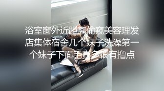 露脸骚货口完主动上位，卖萌，表情太可爱了，女上位啪啪