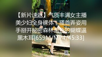 学舞蹈漂亮小姐姐首次露脸，站立一字马全裸热舞，随着音乐扭动细腰，搔首弄姿很是诱人，翘起屁股怼着镜头1